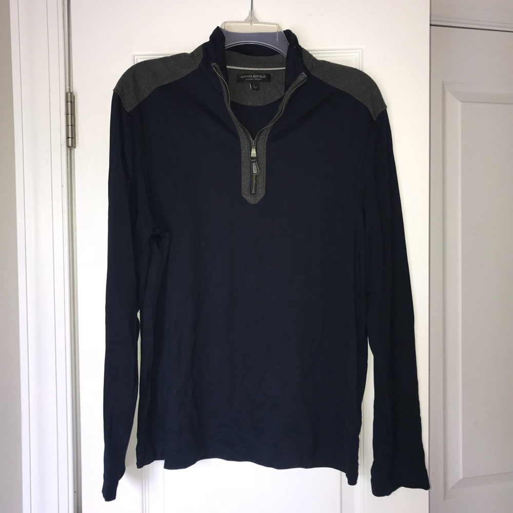 Navy Blue Banana Republic Size Large Men’s